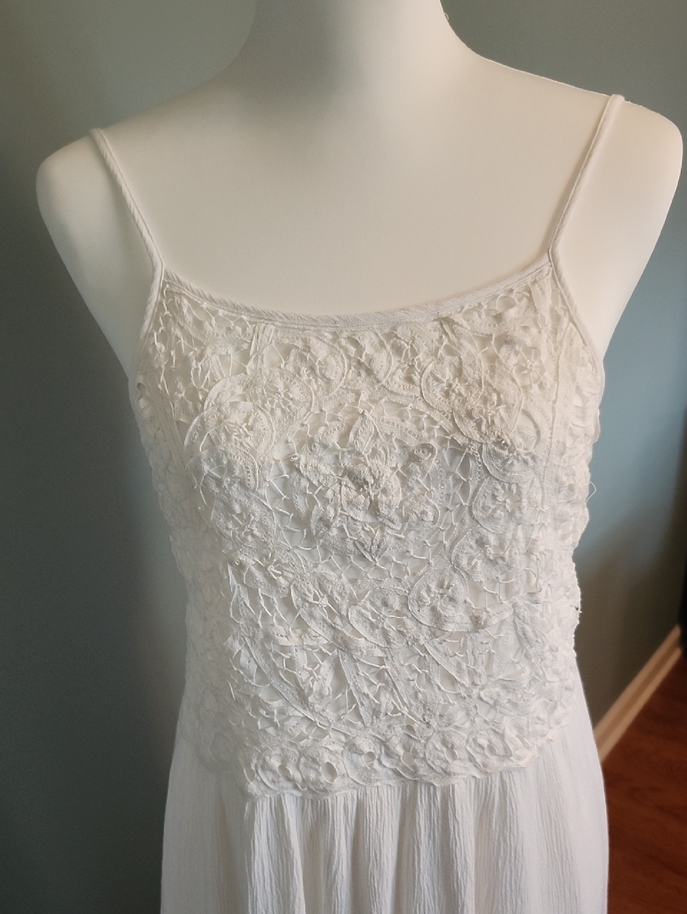 Fairy Dress! Festival Dress! White Lace Bodice Mini Dress with Spaghetti Straps - Picture 2 of 3